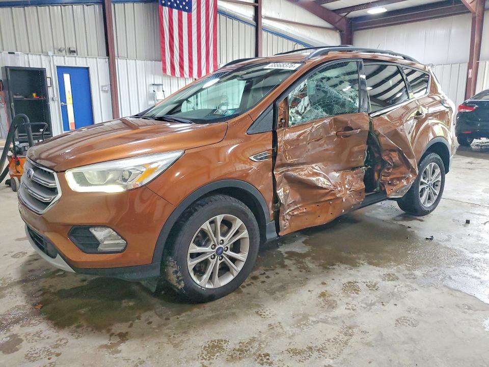 68868376 :رقم المزاد ، 1FMCU9G97HUE67765 vin ، 2017 Ford Escape مزاد بيع