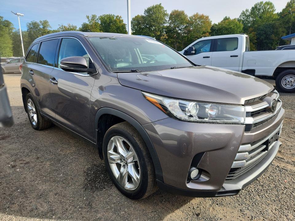 Aukcja sprzedaży 2018 Toyota Highlander, vin: 5TDDZRFH5JS488353, numer aukcji: 70153556