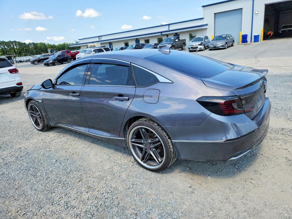 Продажа на аукционе авто 2018 Honda Accord, vin: 1HGCV1F5XJA142747, номер лота: 67023096