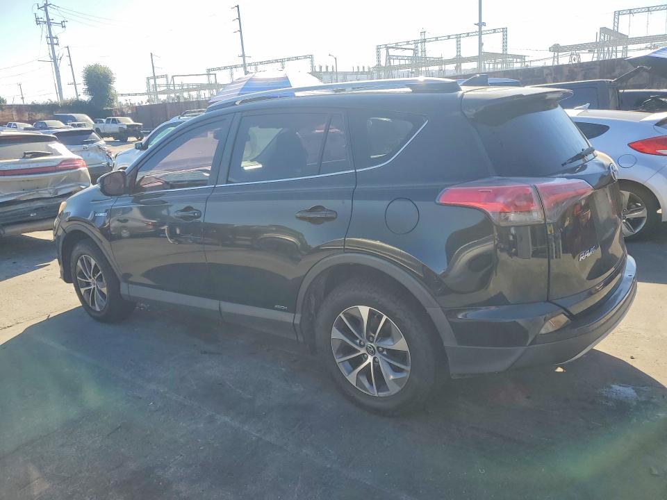 Продажа на аукционе авто 2017 Toyota Rav4 Hybrid, vin: JTMRJREV3HD147687, номер лота: 70670376