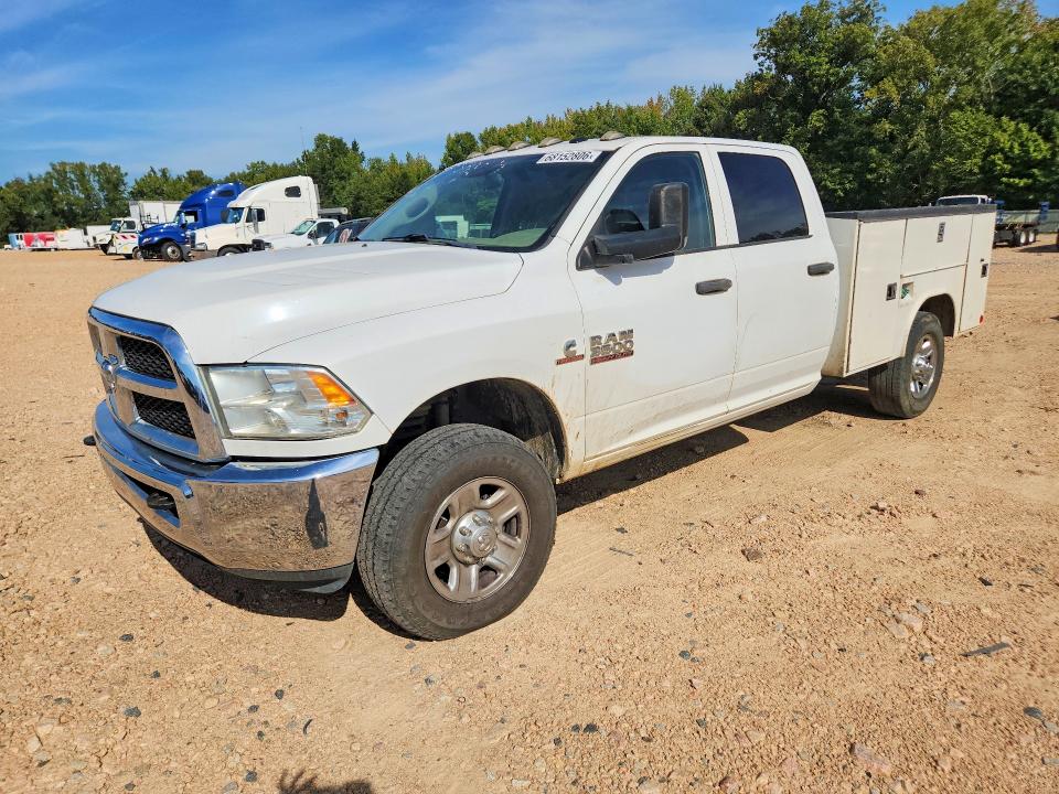 68152806 :رقم المزاد ، 3C63R3GL0JG267437 vin ، 2018 Ram 3500 مزاد بيع