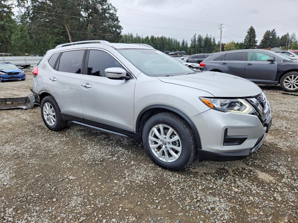 Продажа на аукционе авто 2017 Nissan Rogue, vin: JN8AT2MT5HW392059, номер лота: 70710016