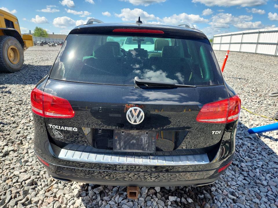 68385586 :رقم المزاد ، WVGEK9BP4CD011557 vin ، 2012 Volkswagen Touareg مزاد بيع