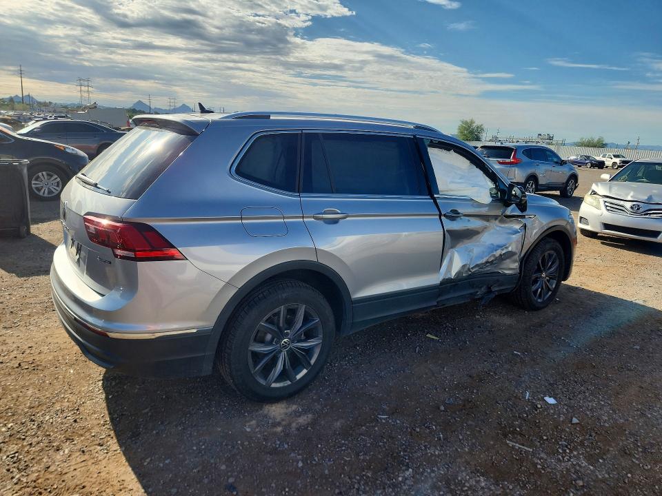 Продаж на аукціоні авто 2022 Volkswagen Tiguan, vin: 3VV2B7AX0NM104338, номер лоту: 68097856