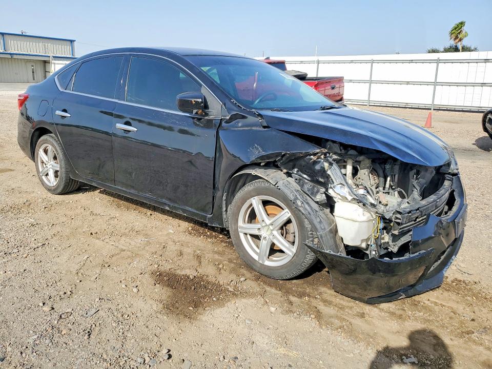 68833996 :رقم المزاد ، 3N1AB7AP3HY296557 vin ، 2017 Nissan Sentra مزاد بيع