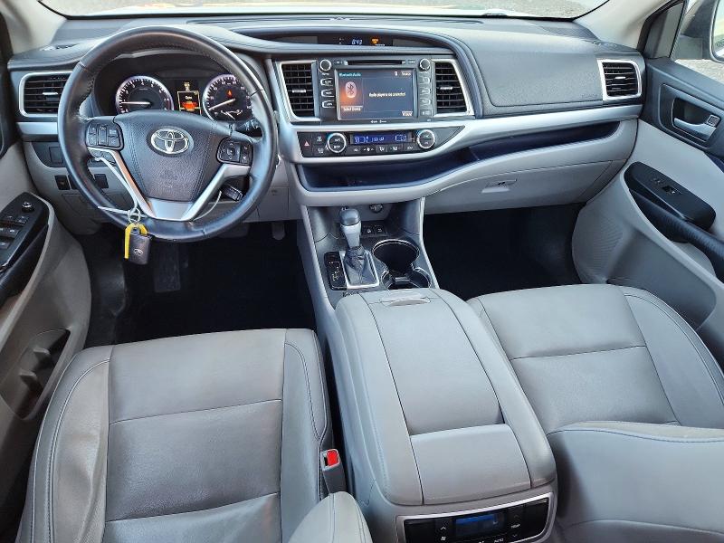67266226 :رقم المزاد ، 5TDJKRFH6FS194099 vin ، 2015 Toyota Highlander مزاد بيع