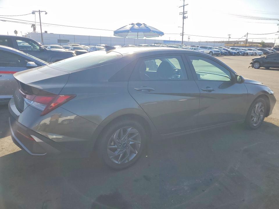Продажа на аукционе авто 2024 Hyundai Elantra, vin: KMHLM4DG3RU731703, номер лота: 69345666