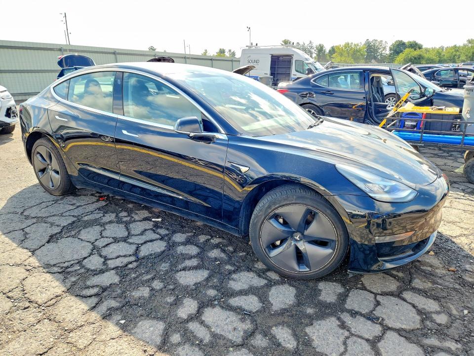 2018 Tesla Model 3 მანქანა იყიდება აუქციონზე, vin: 5YJ3E1EB3JF068262, აუქციონის ნომერი: 67913836