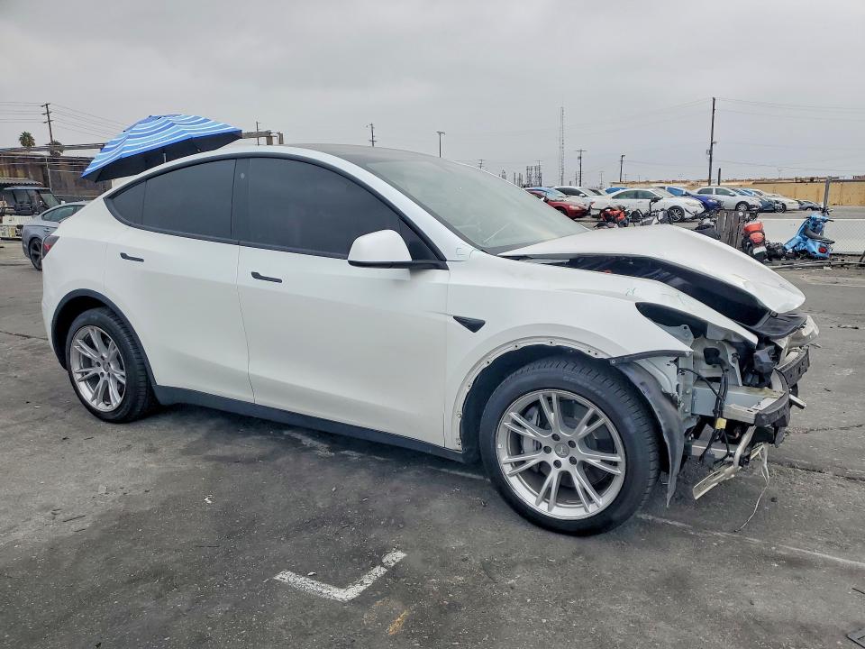 2020 Tesla Model Y მანქანა იყიდება აუქციონზე, vin: 5YJYGDEE2LF044999, აუქციონის ნომერი: 70368516