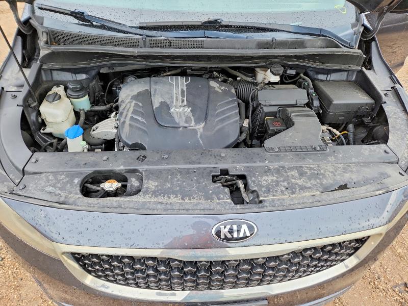68920046 :رقم المزاد ، KNDMB5C12H6322712 vin ، 2017 Kia Sedona مزاد بيع