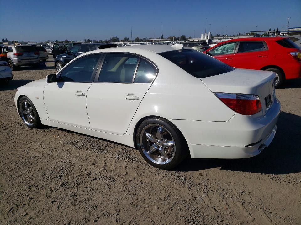 70551226 :رقم المزاد ، WBANB33554B113216 vin ، 2004 Bmw 545 مزاد بيع