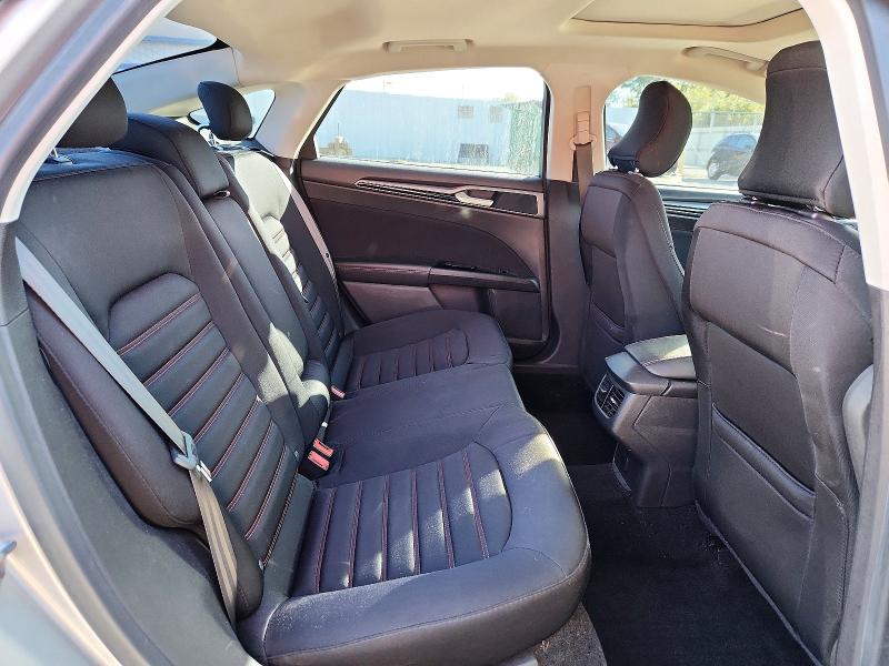 68855316 :رقم المزاد ، 3FA6P0HD1FR222039 vin ، 2015 Ford Fusion مزاد بيع