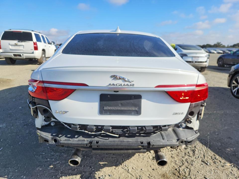 Aukcja sprzedaży 2016 Jaguar Xf, vin: SAJBF4BV5GCY16283, numer aukcji: 68092266