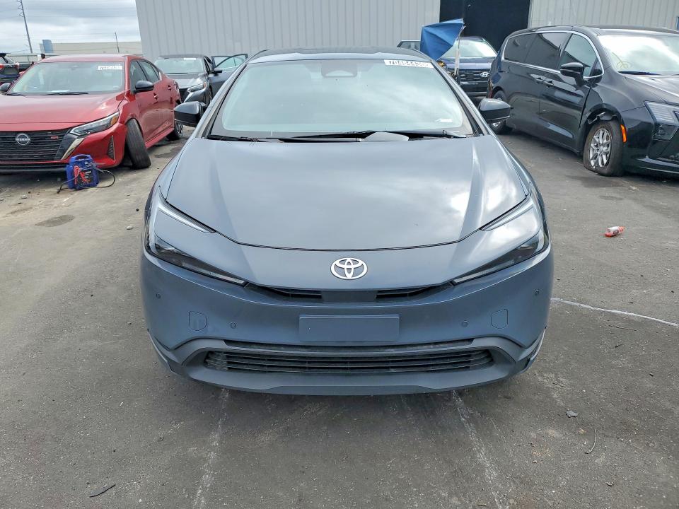 Продажа на аукционе авто 2024 Toyota Prius, vin: JTDACAAU1R3027576, номер лота: 70464436