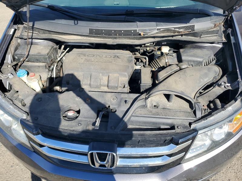 70241496 :رقم المزاد ، 5FNRL5H65EB123256 vin ، 2014 Honda Odyssey مزاد بيع