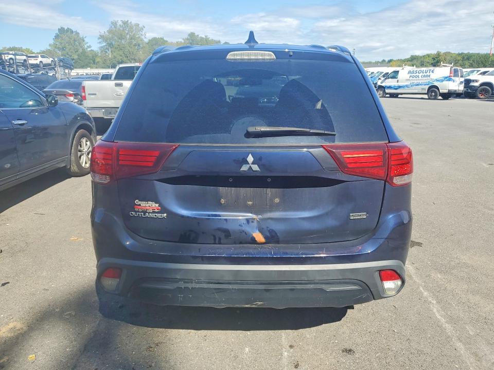 69717976 :رقم المزاد ، JA4AD3A33LZ045446 vin ، 2020 Mitsubishi Outlander مزاد بيع