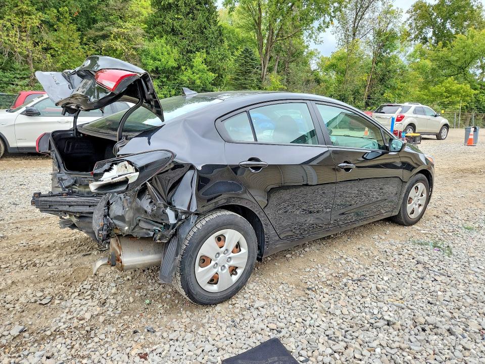 68766826 :رقم المزاد ، 3KPFK4A76JE184196 vin ، 2018 Kia Forte مزاد بيع