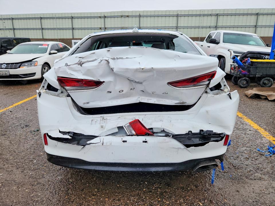 Продажа на аукционе авто 2018 Hyundai Sonata, vin: 5NPE24AF7JH626479, номер лота: 70305806