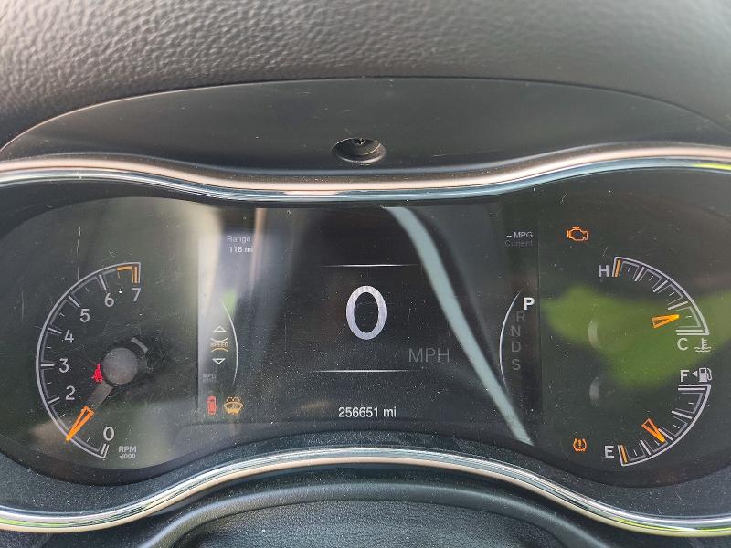 67398256 :رقم المزاد ، 1C4RJFBG3FC607275 vin ، 2015 Jeep Grand Cherokee مزاد بيع