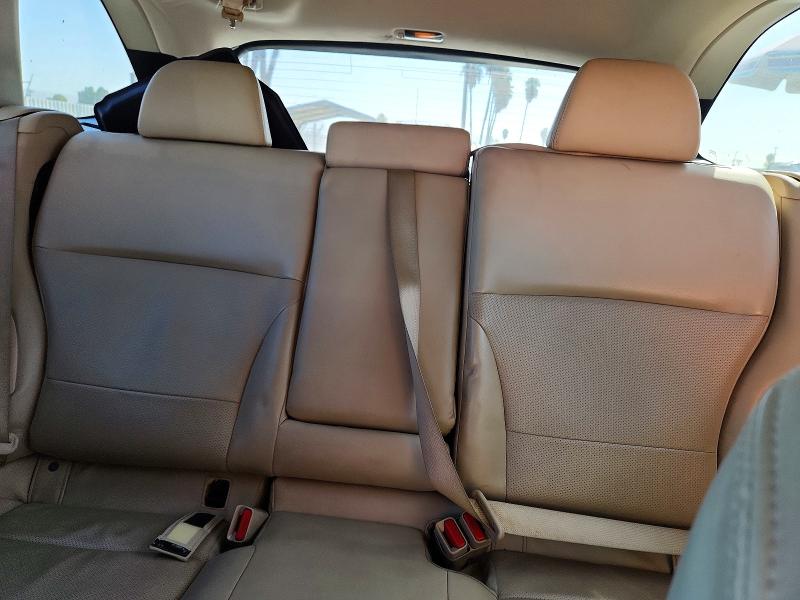 67704326 :رقم المزاد ، 4S4BSANC6J3325338 vin ، 2018 Subaru Outback مزاد بيع