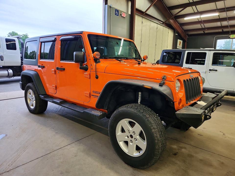 67499036 :رقم المزاد ، 1C4BJWDG5DL520120 vin ، 2013 Jeep Wrangler Unlimited مزاد بيع