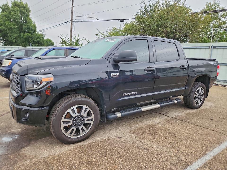 70100786 :رقم المزاد ، 5TFDW5F11KX867611 vin ، 2019 Toyota Tundra مزاد بيع