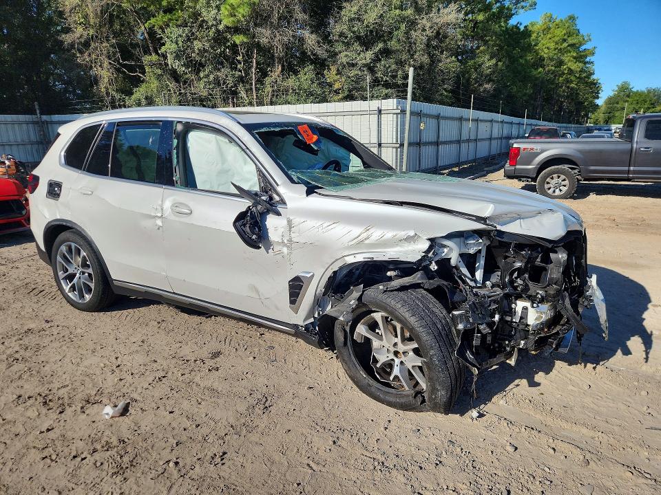 69418846 :رقم المزاد ، 5UX13EU0XR9V51093 vin ، 2024 Bmw X5 مزاد بيع