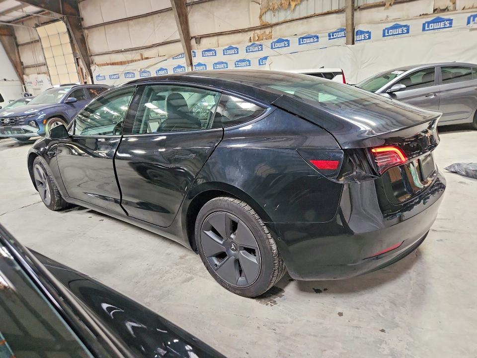 68113006 :رقم المزاد ، 5YJ3E1EA9NF369003 vin ، 2022 Tesla Model 3 مزاد بيع