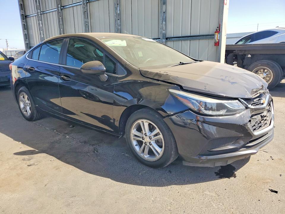 69099786 :رقم المزاد ، 1G1BE5SM2H7276876 vin ، 2017 Chevrolet Cruze مزاد بيع