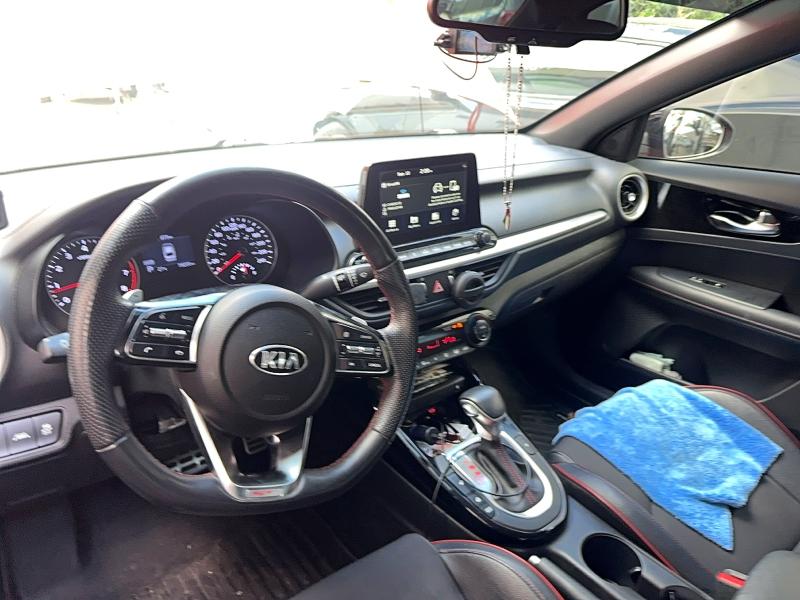2021 Kia Forte მანქანა იყიდება აუქციონზე, vin: 3KPF44AC0ME298884, აუქციონის ნომერი: 68819906