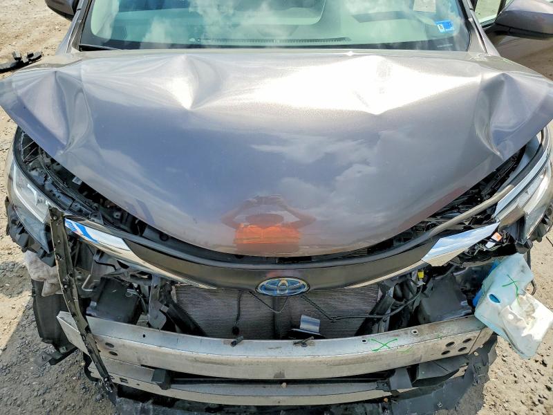 67635716 :رقم المزاد ، 5TDKRKEC2MS057042 vin ، 2021 Toyota Sienna مزاد بيع
