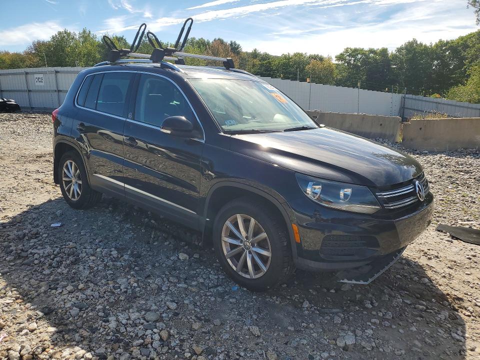 2017 Volkswagen Tiguan მანქანა იყიდება აუქციონზე, vin: WVGSV7AX8HW507523, აუქციონის ნომერი: 68934256