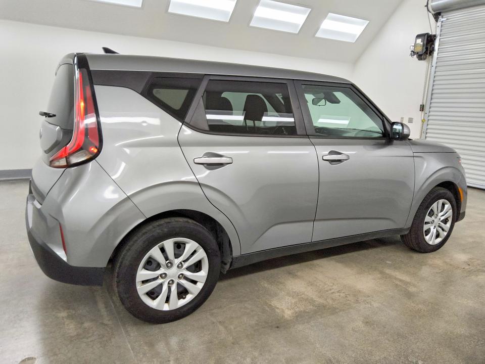 69402066 :رقم المزاد ، KNDJ23AU1P7846060 vin ، 2023 Kia Soul مزاد بيع