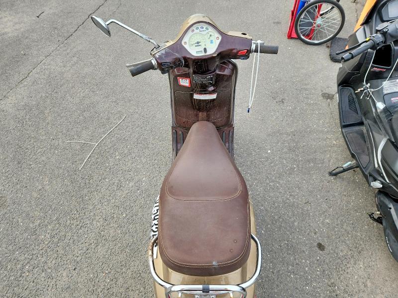 67593256 :رقم المزاد ، ZAPM688F4B5000787 vin ، 2011 Vespa Lx مزاد بيع