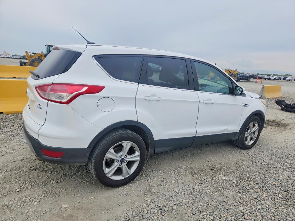 2016 Ford Escape მანქანა იყიდება აუქციონზე, vin: 1FMCU9GX1GUB07520, აუქციონის ნომერი: 71013386