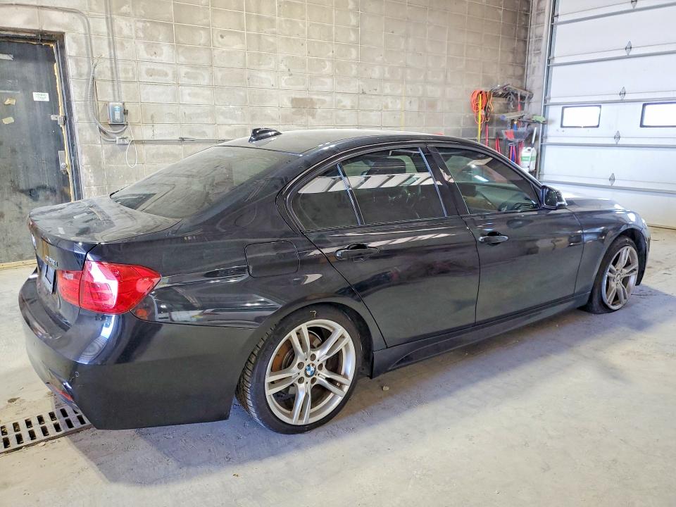 68670576 :رقم المزاد ، WBA3A5C54EF604800 vin ، 2014 Bmw 328 مزاد بيع