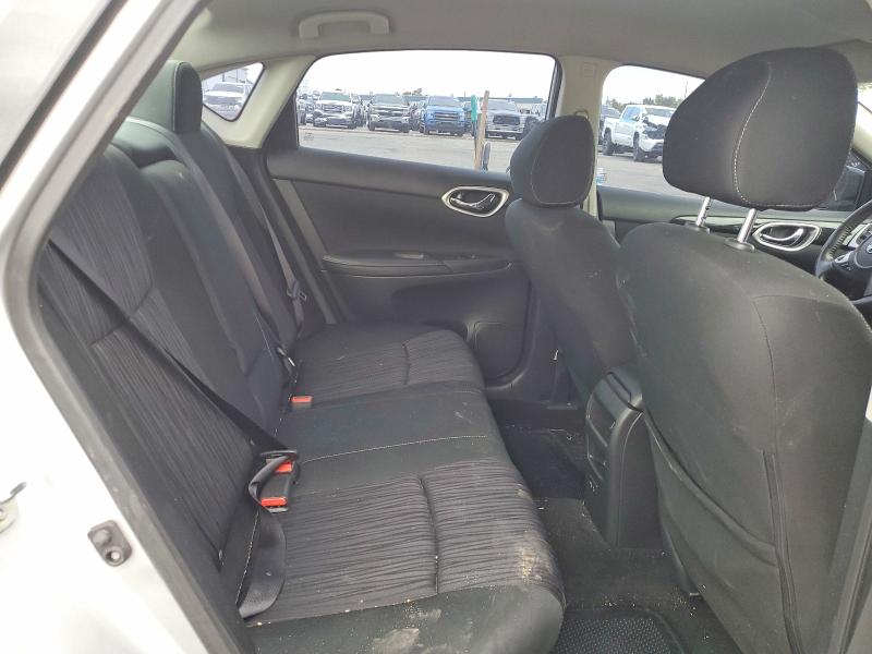 2019 Nissan Sentra მანქანა იყიდება აუქციონზე, vin: 3N1AB7AP2KY327935, აუქციონის ნომერი: 70932626
