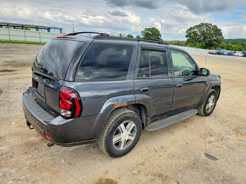 70438246 :رقم المزاد ، 1GNDT13S372221061 vin ، 2007 Chevrolet Trailblazer مزاد بيع