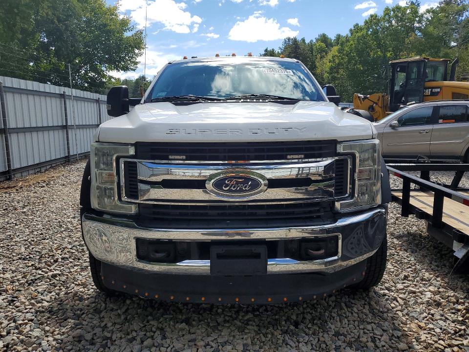 2017 Ford F550 მანქანა იყიდება აუქციონზე, vin: 1FDUF5HT9HEC58541, აუქციონის ნომერი: 70452376
