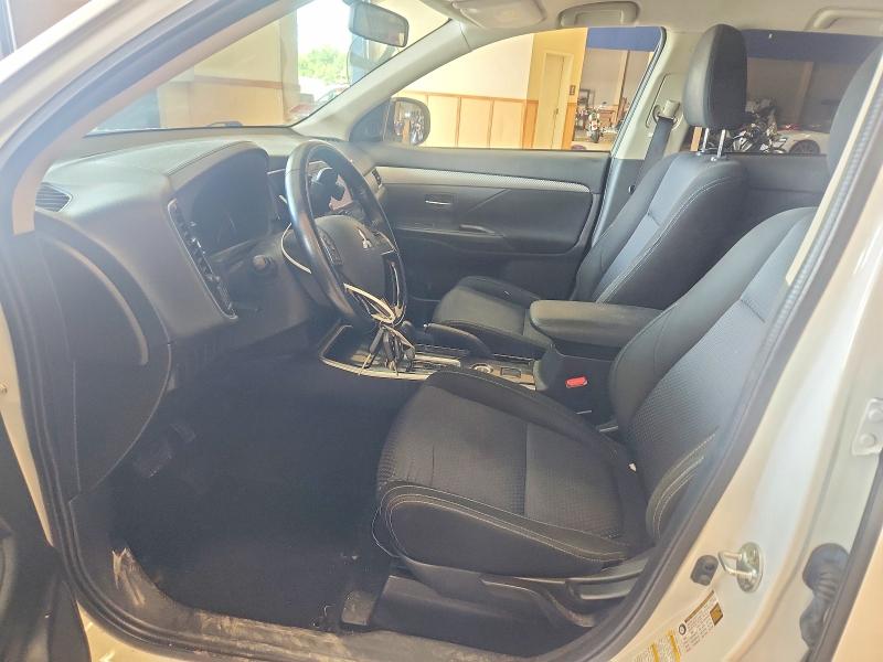 Продажа на аукционе авто 2017 Mitsubishi Outlander, vin: JA4AZ2A32HZ064301, номер лота: 68973706
