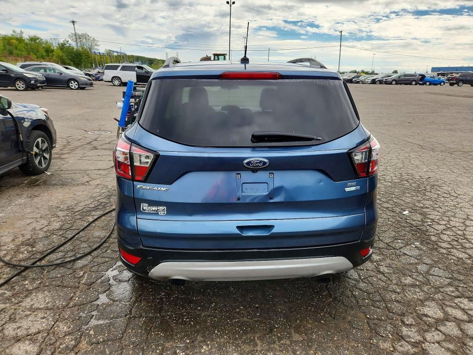 Продаж на аукціоні авто 2018 Ford Escape, vin: 1FMCU9GD0JUC40475, номер лоту: 70043646