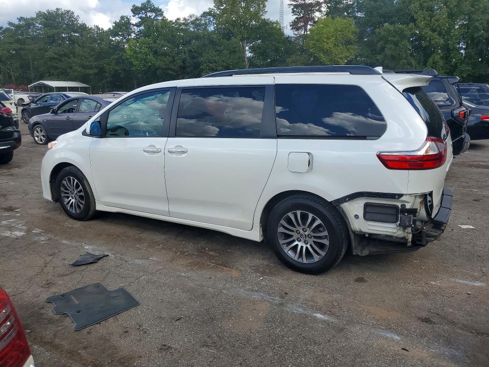 Продажа на аукционе авто 2018 Toyota Sienna, vin: 5TDYZ3DC1JS951174, номер лота: 68145346
