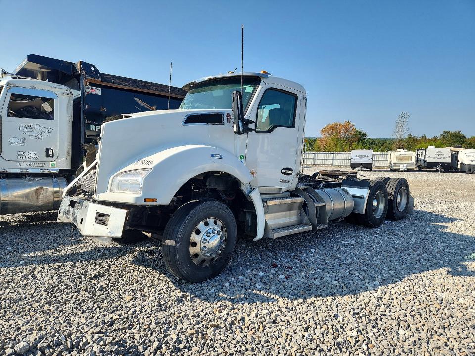 2025 Kenworth T880 მანქანა იყიდება აუქციონზე, vin: 1XKZDP9X7SJ183676, აუქციონის ნომერი: 64565116