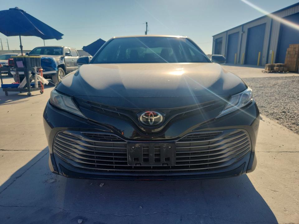 Продаж на аукціоні авто 2020 Toyota Camry, vin: 4T1F11AK2LU391898, номер лоту: 67925476