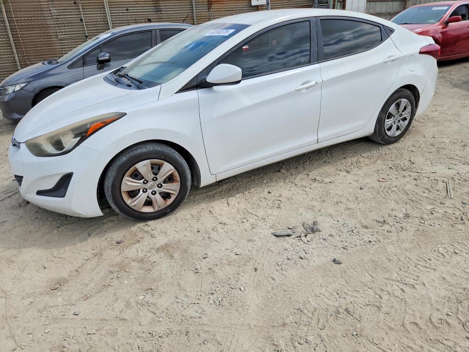 Aukcja sprzedaży 2016 Hyundai Elantra, vin: 5NPDH4AE4GH695768, numer aukcji: 69200376