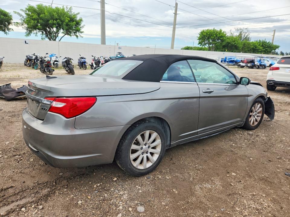 69562636 :رقم المزاد ، 1C3BCBEB5CN218565 vin ، 2012 Chrysler 200 مزاد بيع