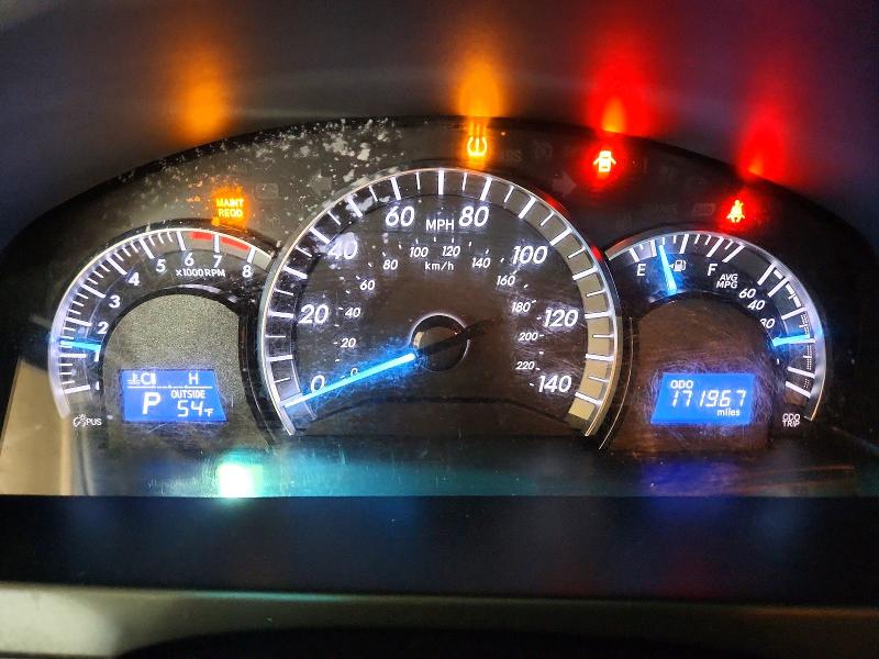 2014 Toyota Camry მანქანა იყიდება აუქციონზე, vin: 4T1BF1FK8EU764616, აუქციონის ნომერი: 69708076