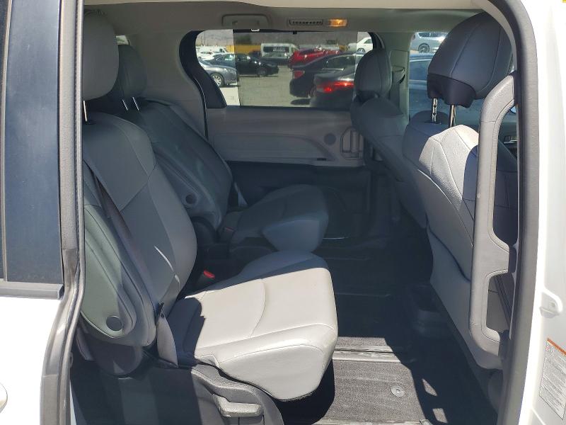Продажа на аукционе авто 2022 Toyota Sienna, vin: 5TDYRKEC2NS092398, номер лота: 67546086
