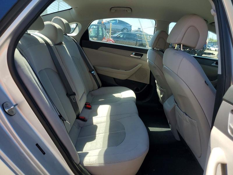 68404306 :رقم المزاد ، 5NPE24AF5HH557589 vin ، 2017 Hyundai Sonata مزاد بيع