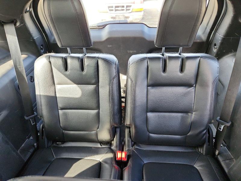 68605956 :رقم المزاد ، 1FM5K8D80HGA62480 vin ، 2017 Ford Explorer مزاد بيع